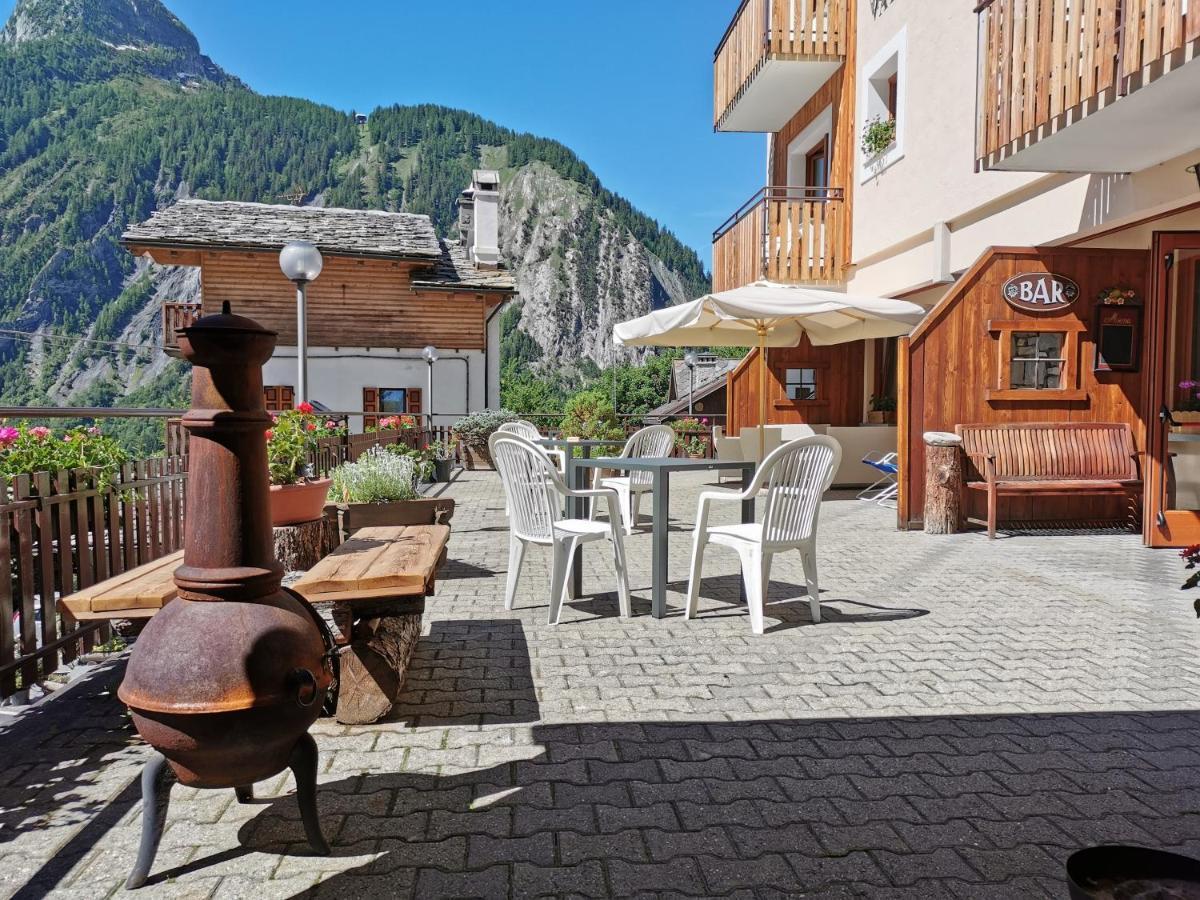 Hotel Vallee Blanche Courmayeur Exterior foto
