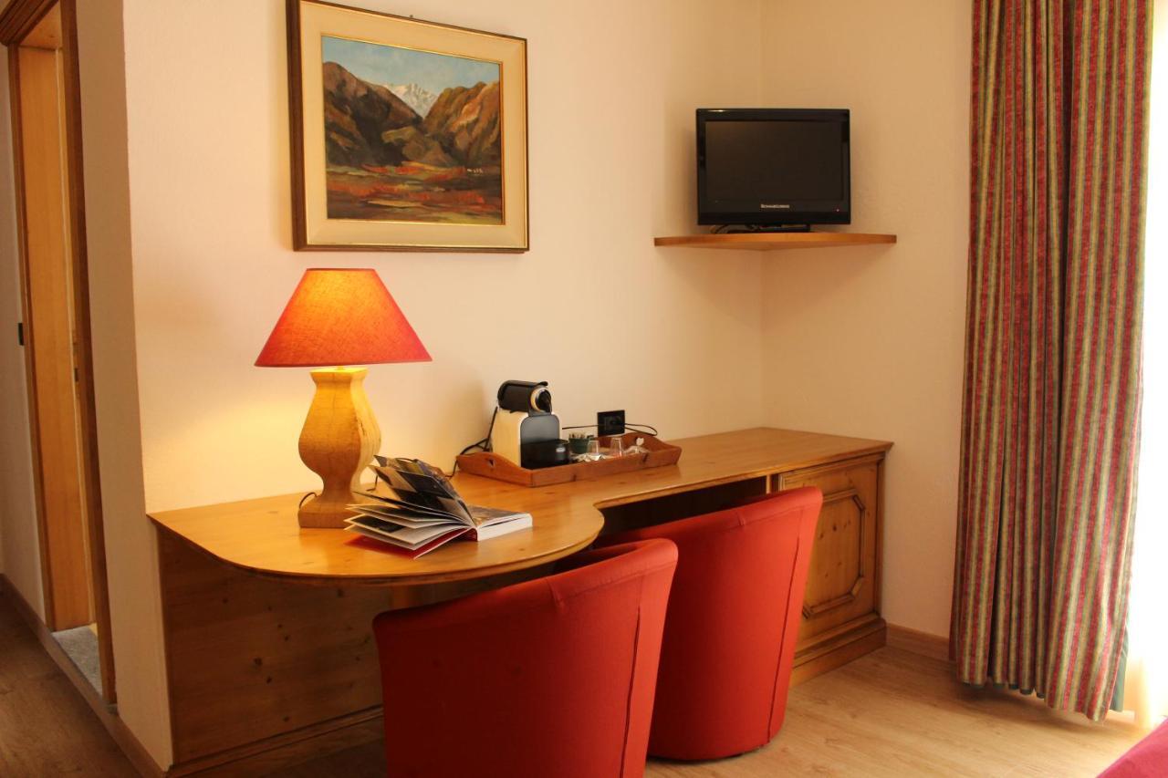 Hotel Vallee Blanche Courmayeur Exterior foto